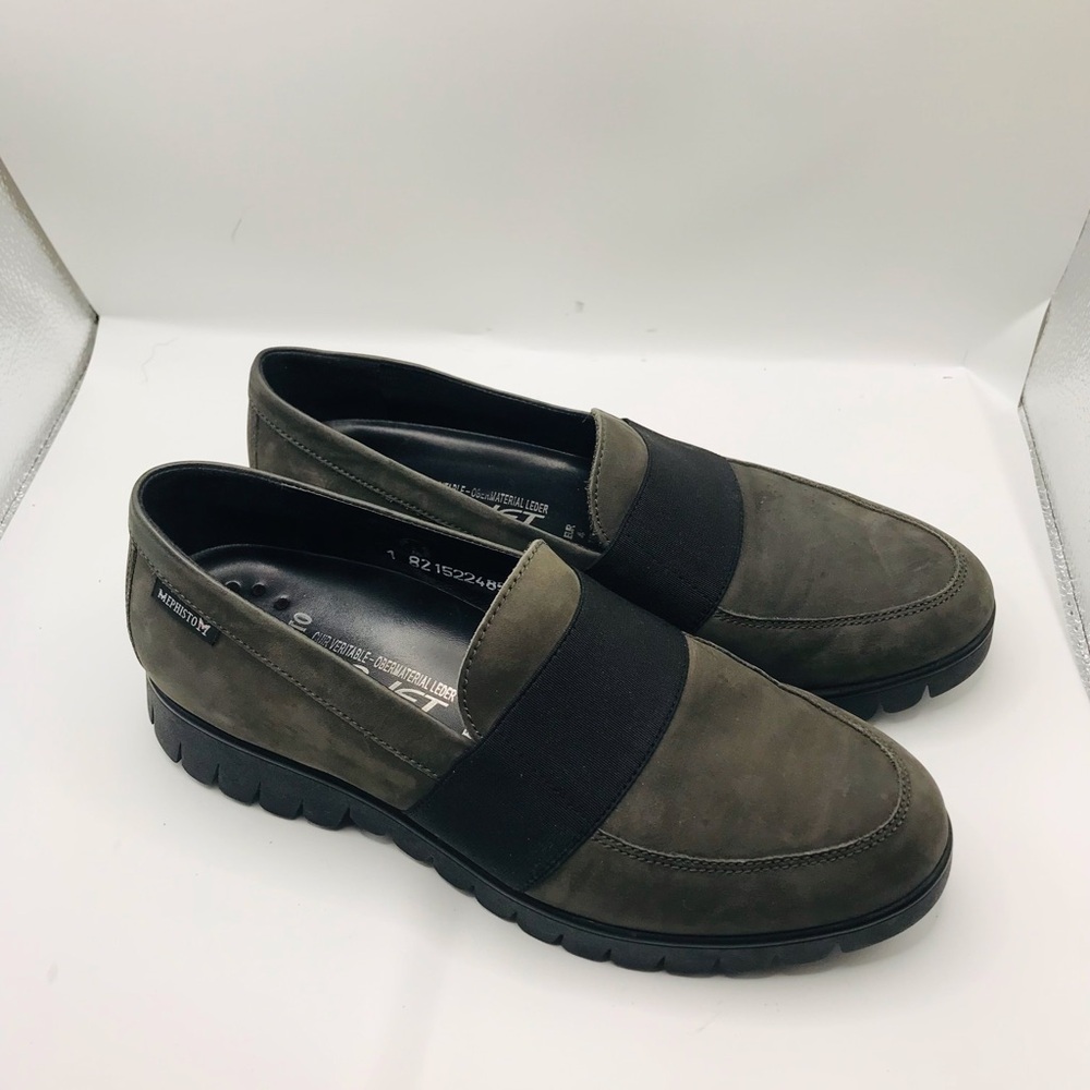 Mephisto Women's Slip-On‎ Loafers with Black Elastic - Picture 3 of 14